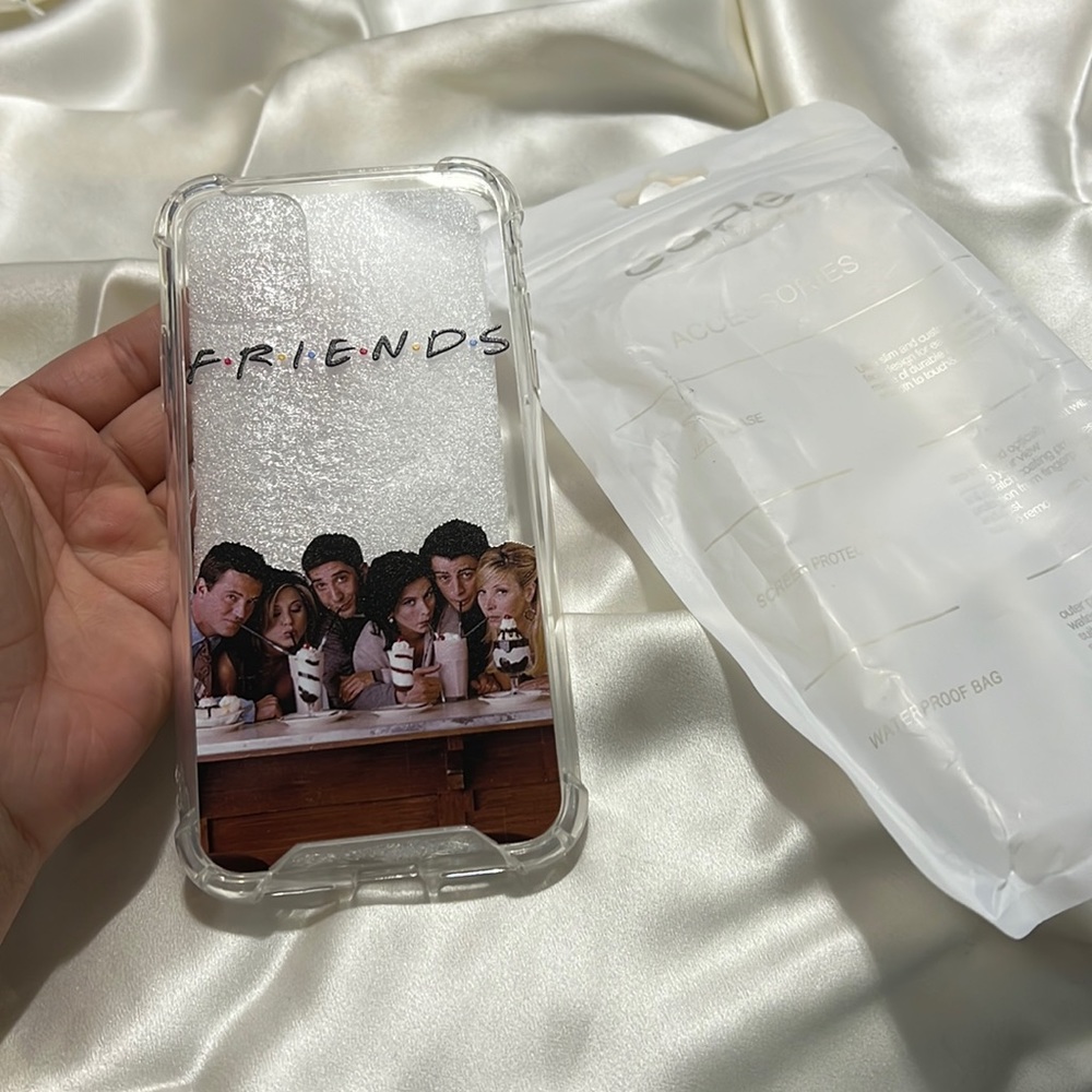 BRAND NEW “FRIENDS” IPHONE 12 PRO CASE ‼️